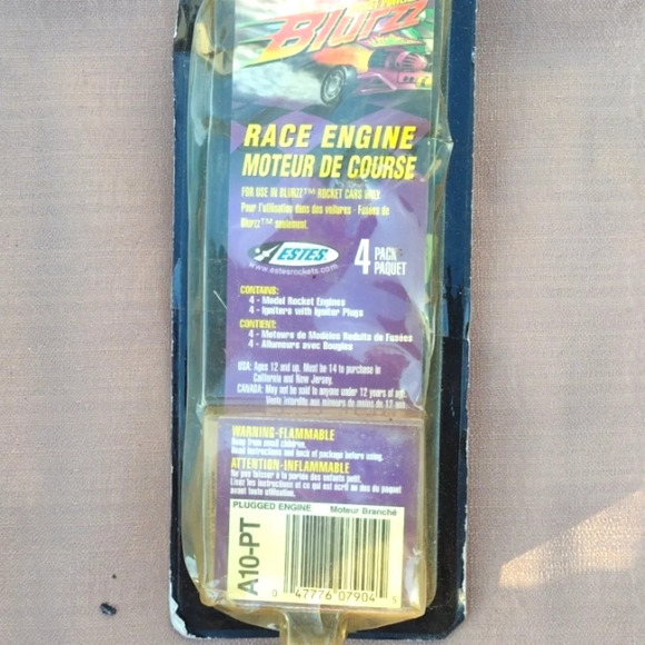 Model Rocket Engines - Picture 1 of 3